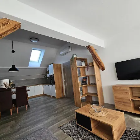 Na Skok Od Kupelov Apartment Partizanske