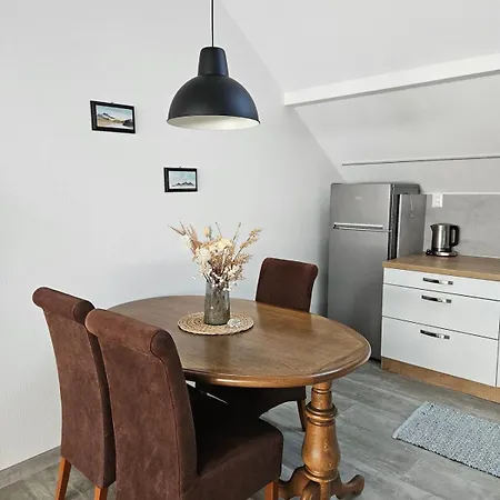 Na Skok Od Kupelov * Partizánske