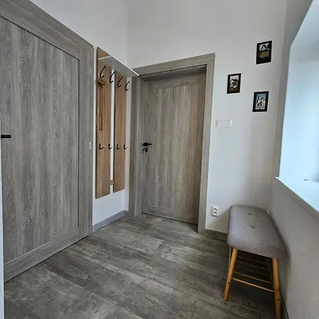 Apartman Na Skok Od Kupelov *